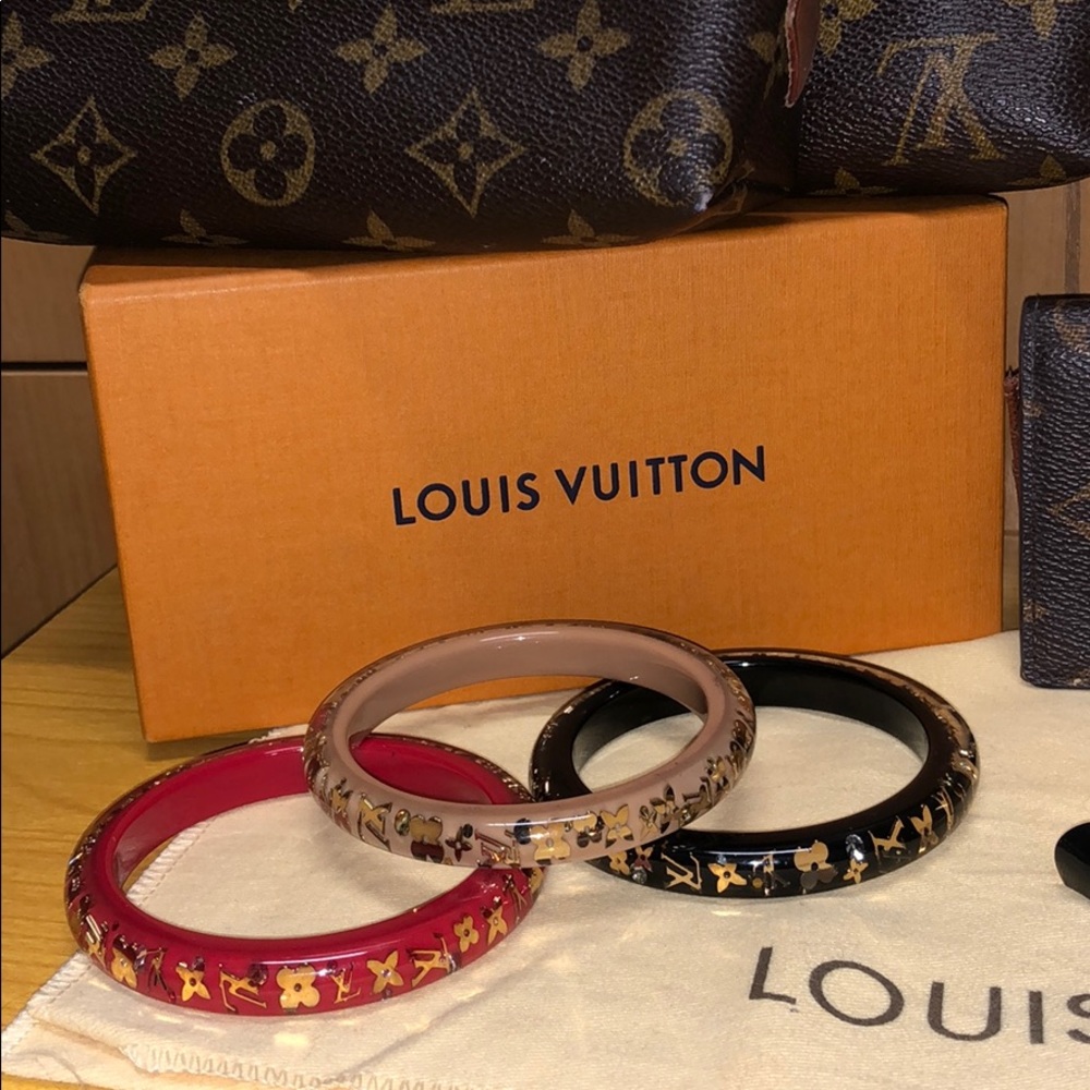 ❌SOLD❌3 LV Resin Medium Inclusion Bracelet PM